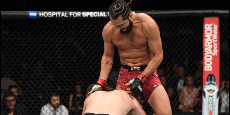 Crazy Flying Finishes in UFC History